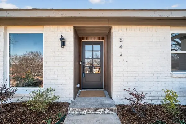 642 Botany Bay Drive, Dallas, TX 75211
