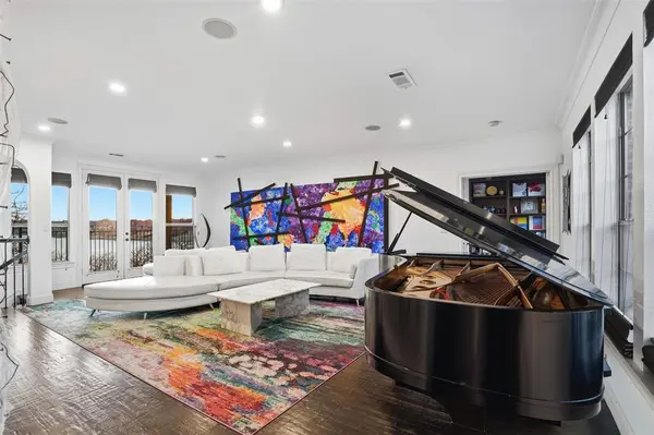 117 Scenic Drive, Highland Village, TX 75077