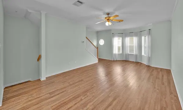 1701 S 12th Street #1204, Waco, TX 76706