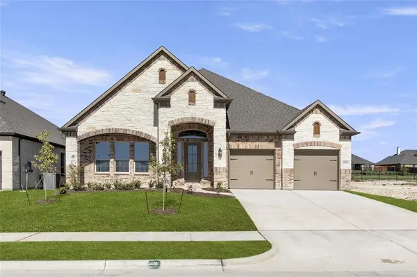 4017 Eagles Bluff Road, Midlothian, TX 76065