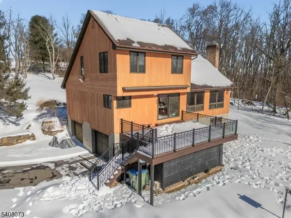 132 Mountain Rd, Pohatcong Twp., NJ 08865