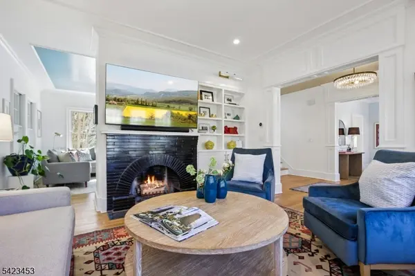 10 Mountain Ter, Montclair Twp., NJ 07043