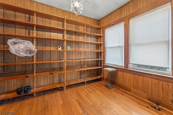 101 Reid Ave, Passaic City, NJ 07055