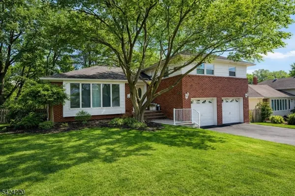 106 Holster Rd,  Clifton City,  NJ 07013