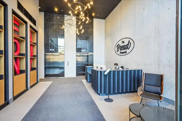 195 McCaul ST #2003, Toronto C01, ON M5T 0E5