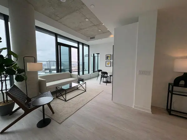 195 McCaul ST #2003, Toronto C01, ON M5T 0E5