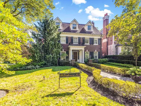 11 Dewbourne AVE, Toronto C03, ON M5P 1Z3