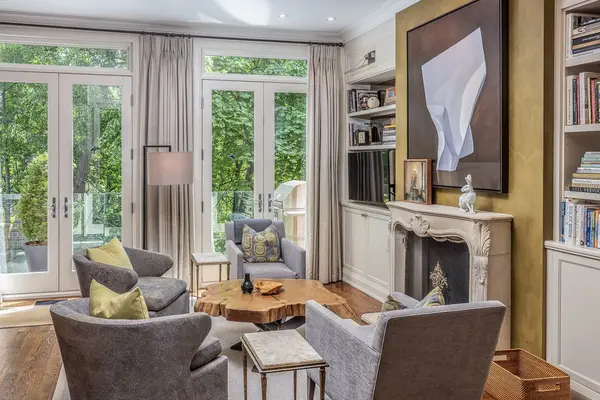 40 Summerhill GDNS, Toronto C09, ON M4T 1B4