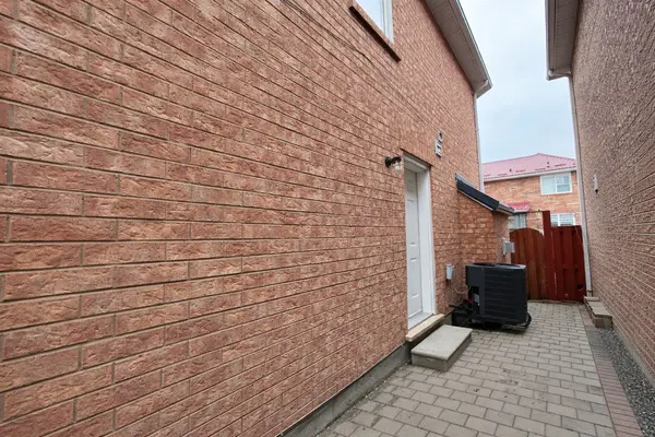 28 Antelope DR #Bsmt, Toronto E11, ON M1B 6K5