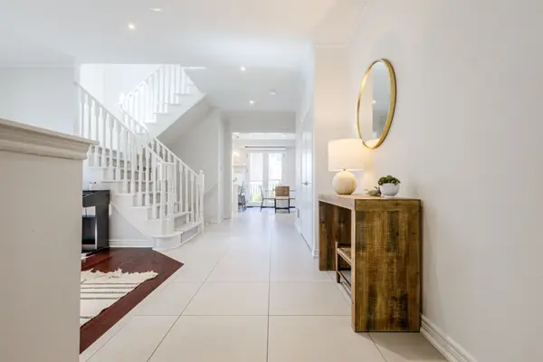 126 Forecastle RD, Vaughan, ON L4K 5H7