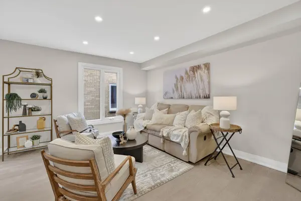 186 Patna CRES, Vaughan, ON L6A 1N2