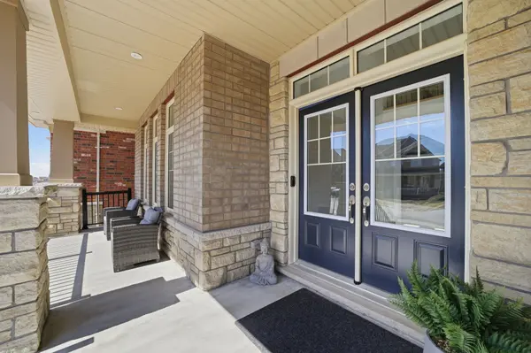 107 Rugman CRES, Springwater, ON L9X 2A5