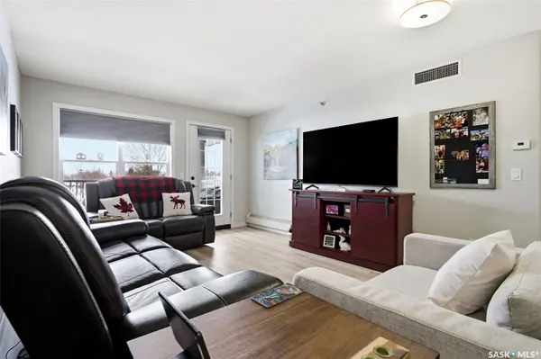 100 5th AVENUE #303, Regina Beach, SK S0G 4C0