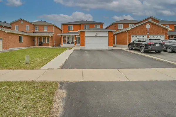 137 Minglehaze DR, Toronto W10, ON M9V 4W7