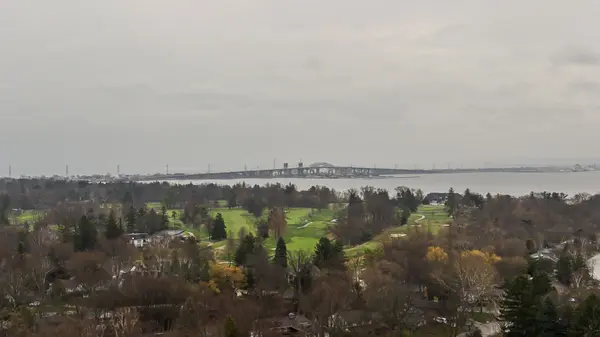 391 Plains RD E #412, Burlington, ON L7T 4M2