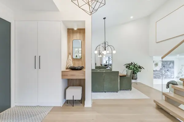 1688 Missenden CRES, Mississauga, ON L5J 2T4