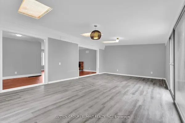 17 Ben Machree DR, Mississauga, ON L5H 2S2