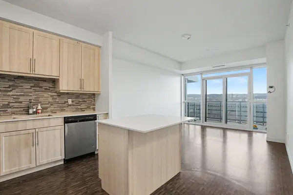 2081 Fairview ST #703, Burlington, ON L7R 0E4