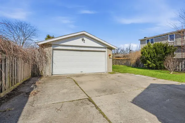 848 UPPER WELLINGTON ST, Hamilton, ON L9A 3R9