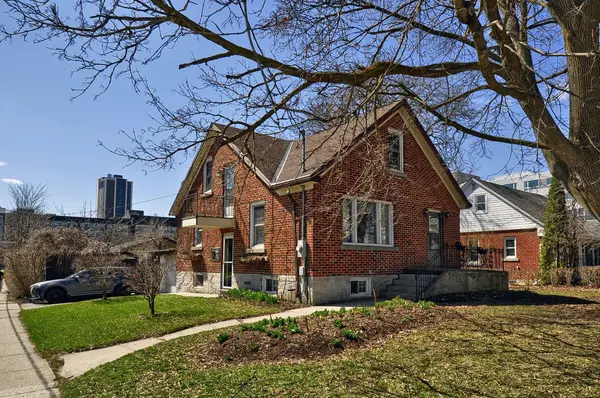 285 Albert ST W, Waterloo, ON N2L 3T9