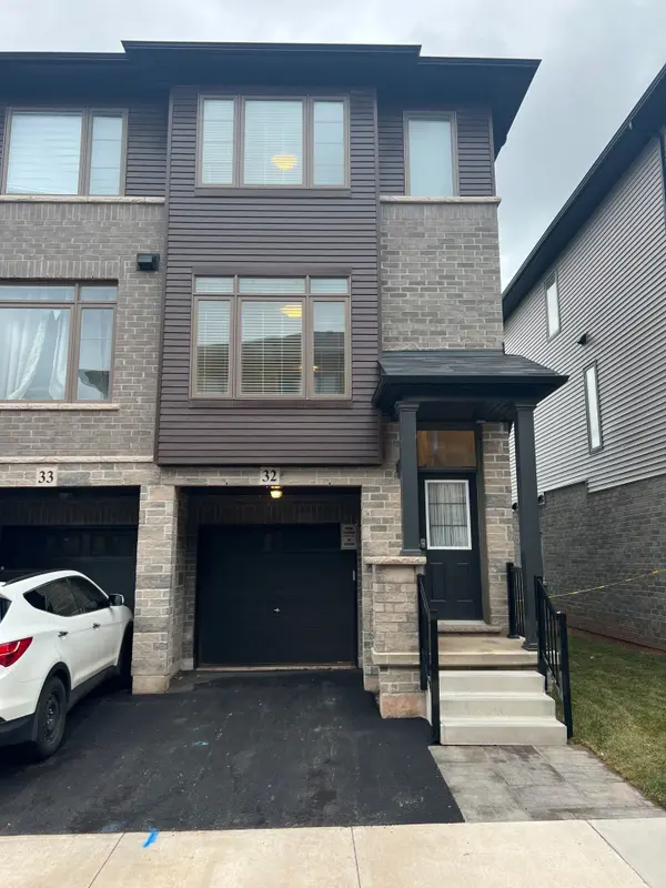 575 Woodward AVE #32, Hamilton, ON L8H 0B3
