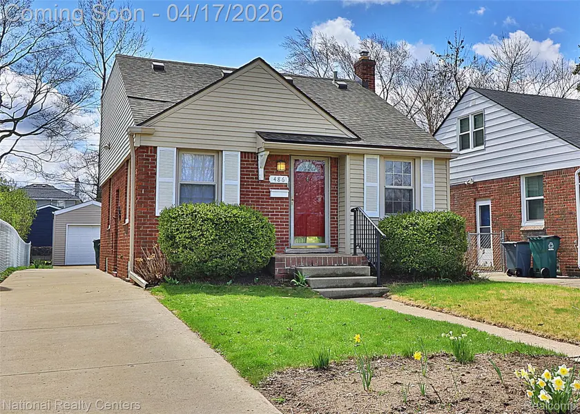 486 University ST, Ferndale, MI 48220