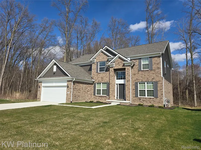 55740 Beacon Shore DR, Shelby Charter Township, MI 48315