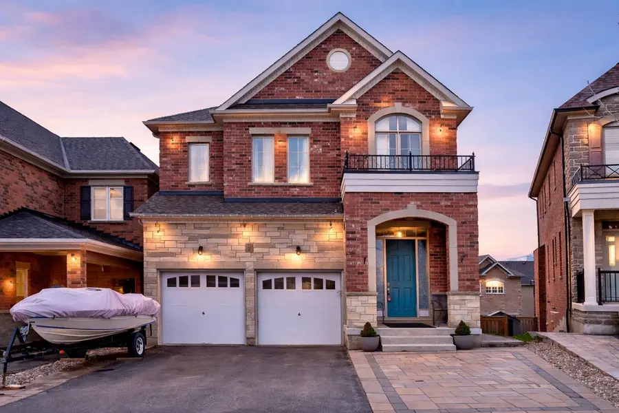 22 Walter Tunny CRES, East Gwillimbury, ON L9N 0R4