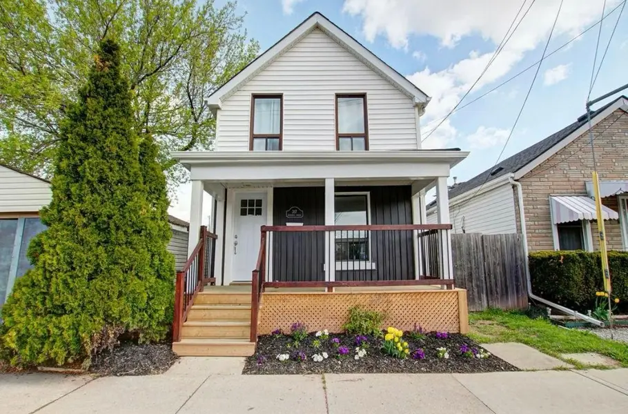 317 Britannia AVE, Hamilton, ON L8H 1Y4