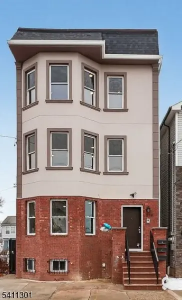 579 S 12Th St #3, Newark City, NJ 07103