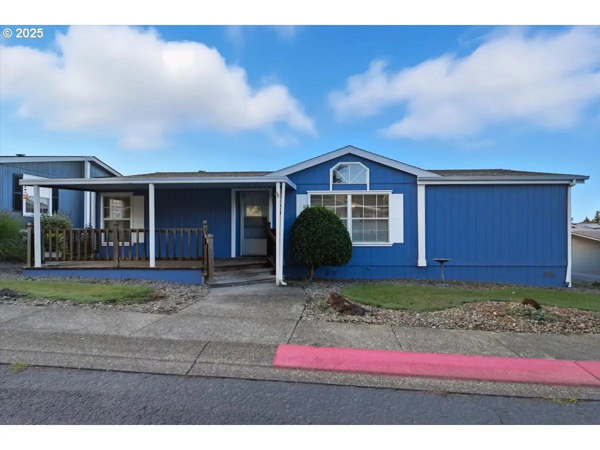 8300 NE QUATAMA ST #104, Hillsboro, OR 97006