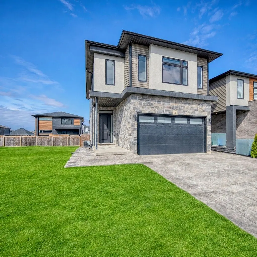 3 DAMUDE AVE, Thorold, ON L2V 0G7