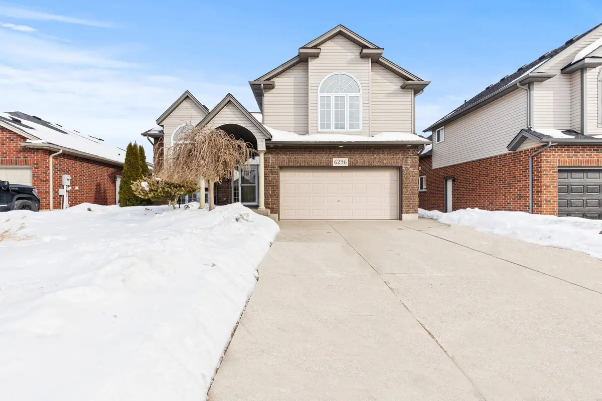 6296 Parkside RD, Niagara Falls, ON L2H 0B2