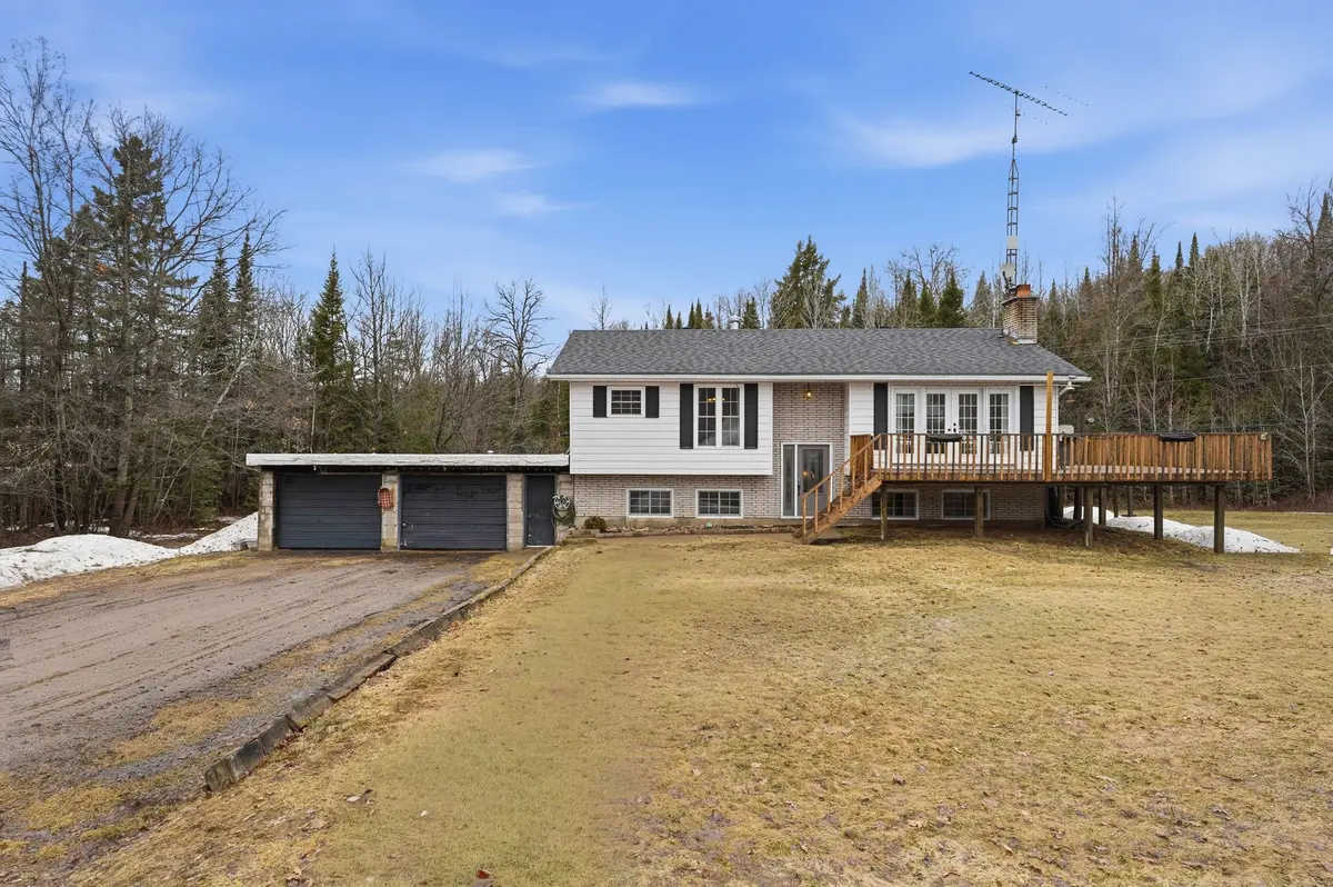 301 Hybla RD, Hastings Highlands, ON K0L 1C0