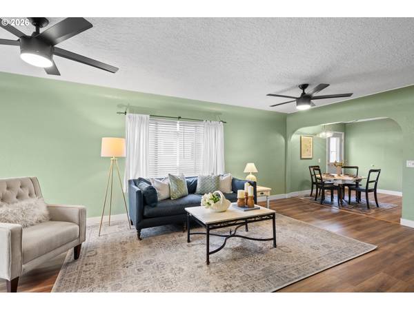 411 NW 9TH ST, Pendleton, OR 97801