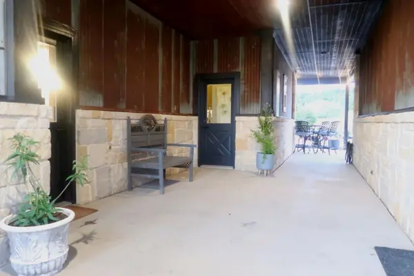 2804 Alta Vista Court, Granbury, TX 76049