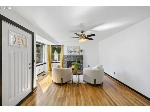 625 NE 2nd AVE, Hillsboro, OR 97124