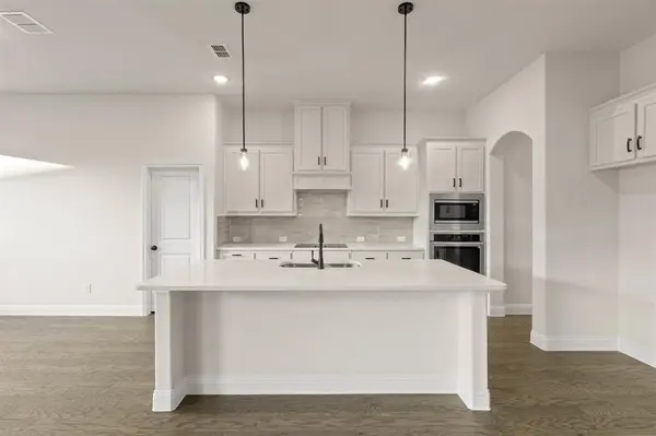 51 Magpie Street, Joshua, TX 76058