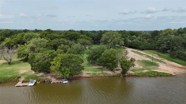 218 Kickapoo Trail, Weatherford, TX 76087