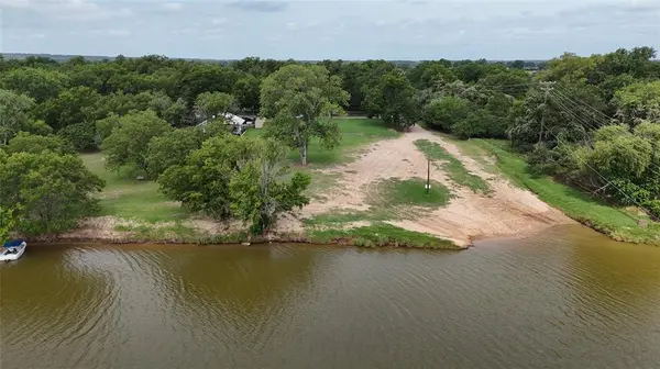 218 Kickapoo Trail, Weatherford, TX 76087