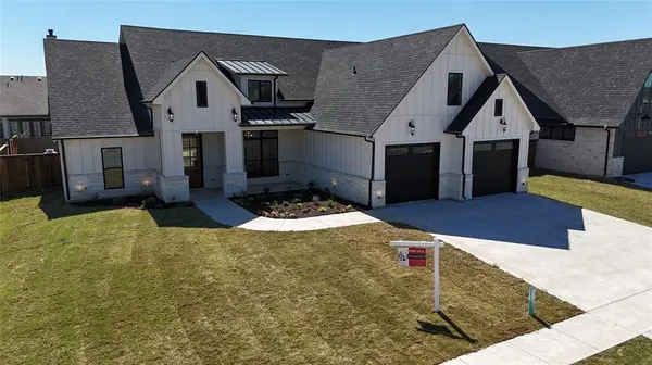 2033 Nichole Boulevard, Pottsboro, TX 75076