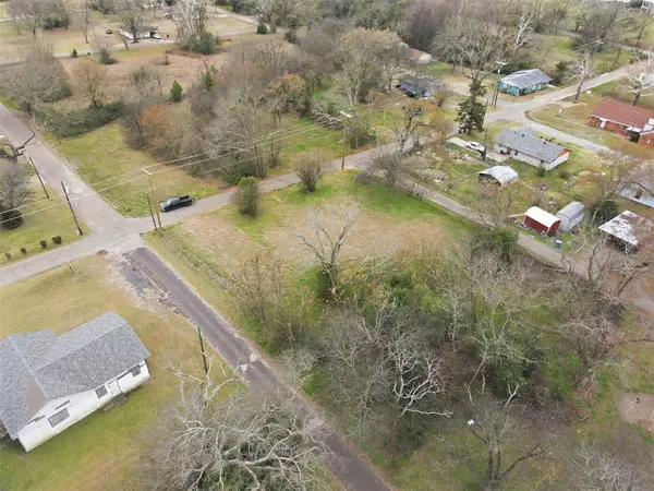 711 E Pine Street, Winnsboro, TX 75494