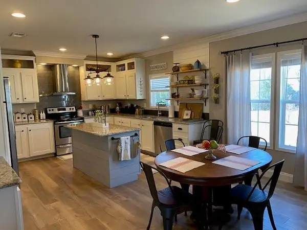 4101 CR 3703, Athens, TX 75752