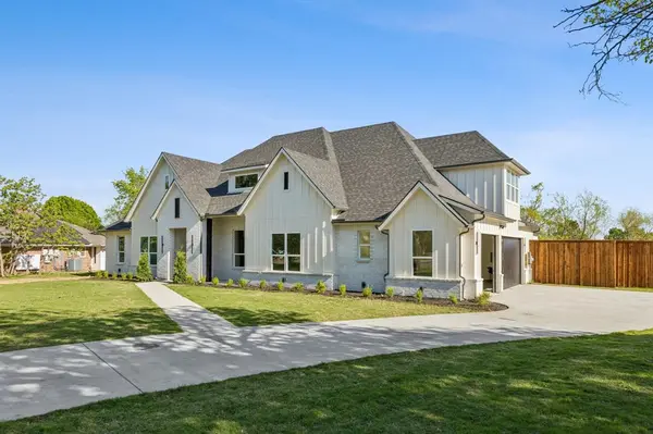 3710 Castle Drive, Rowlett, TX 75089