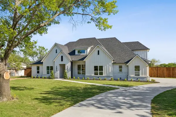 3710 Castle Drive, Rowlett, TX 75089