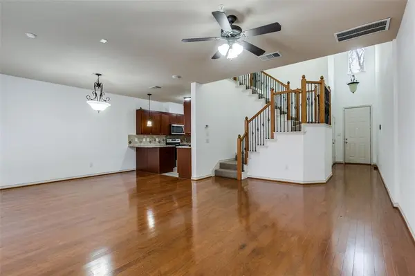 341 Metropolitan Drive, Plano, TX 75023