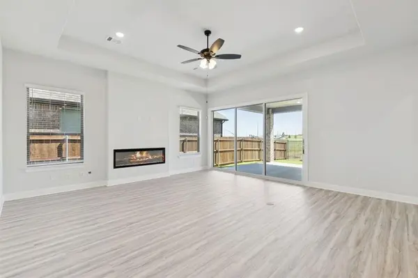 4321 Biddle Street, Midlothian, TX 76065