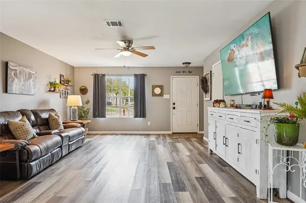 9041 Graywolf Ridge Trail, Fort Worth, TX 76244