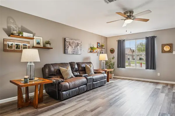 9041 Graywolf Ridge Trail, Fort Worth, TX 76244