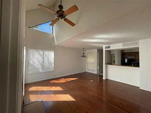 9811 Walnut Street #F-207, Dallas, TX 75243